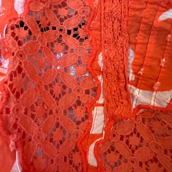 FARM Rio Orange Toucan Floral Pullover Embroidered Blouse – Size Large - Picture 7 of 15